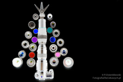 Choinka ze sprzętu fotograficznego - negatyw