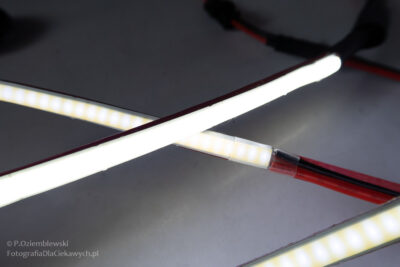 Efekt świecenia samej taśmy LED
