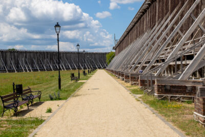 Zagęszczanie perspektywy ogniskową obiektywu.