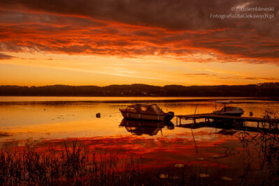 Podświetlone chmury