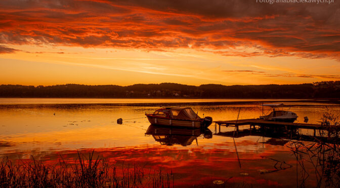 Podświetlone chmury