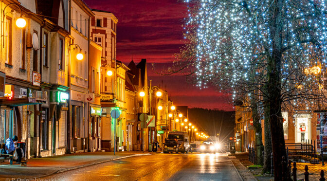 Poranny foto-spacer po świątecznej Chodzieży (balans bieli i linie wiodące)