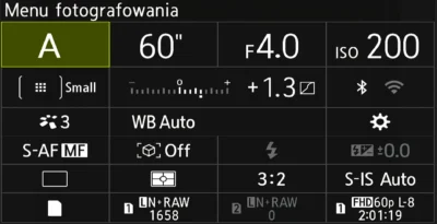 Zaawansowany panel sterowania w aparacie OM1 mark II. Daje szybki dostęp do zmiany wielu ustawień. 